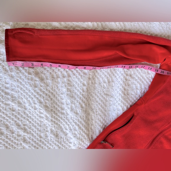 Patagonia Better Sweater - Sz M - great condition- beautiful coral color - Picture 3 of 9